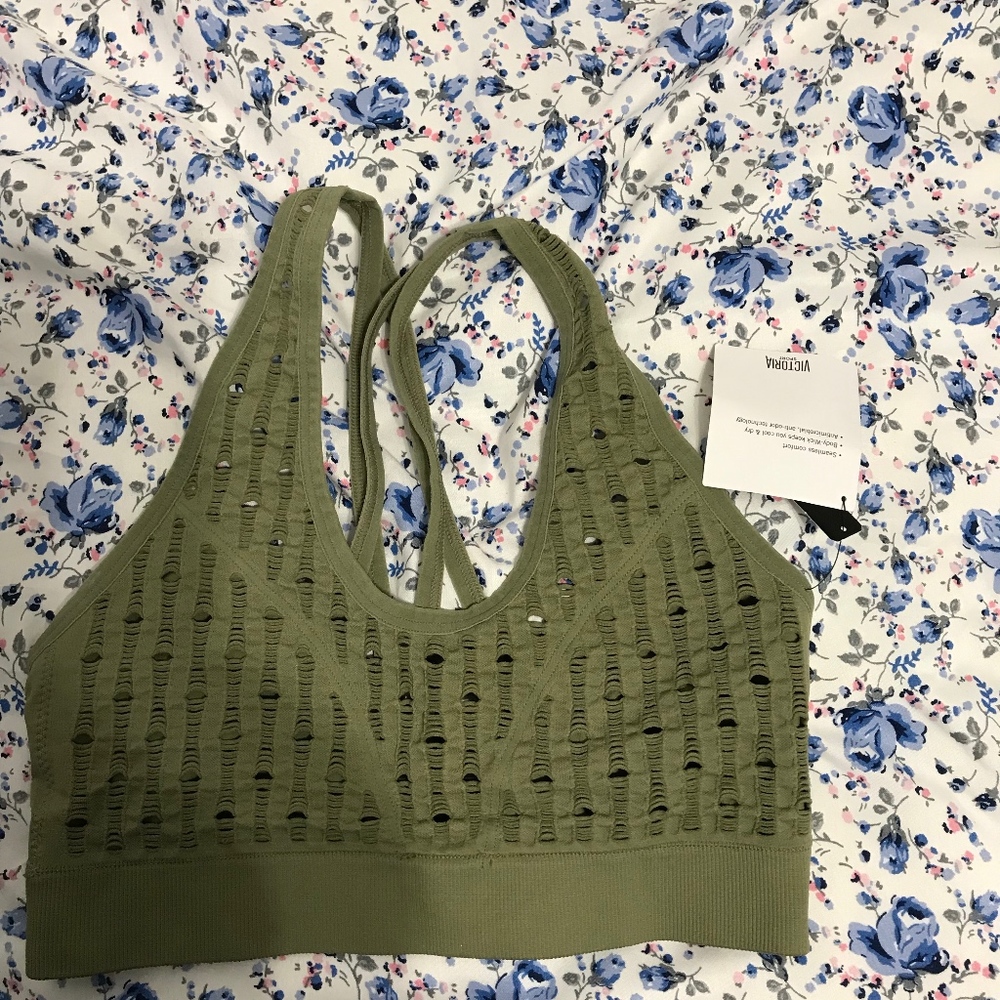 Seamless  Victoria Sport bra